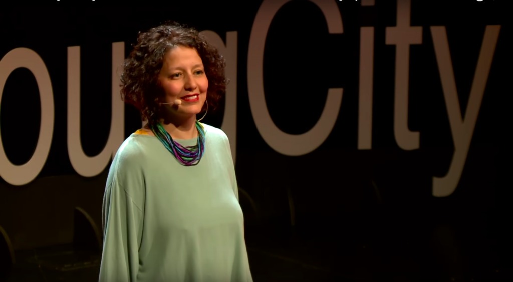 Patricia Abdelnour, Directora General de FASM, cuenta en TEDx Luxembourg City cómo es la transformación social a través de la música