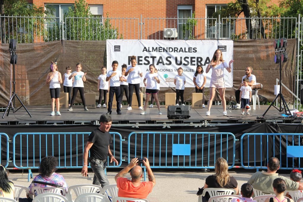 EN SU PRIMER AÑO DE MÚSICA, «MARCA TU RITMO» INAUGURA LA PARTICIPACIÓN DE LAS ASOCIACIONES VECINALES EN LAS FIESTAS DE USERA